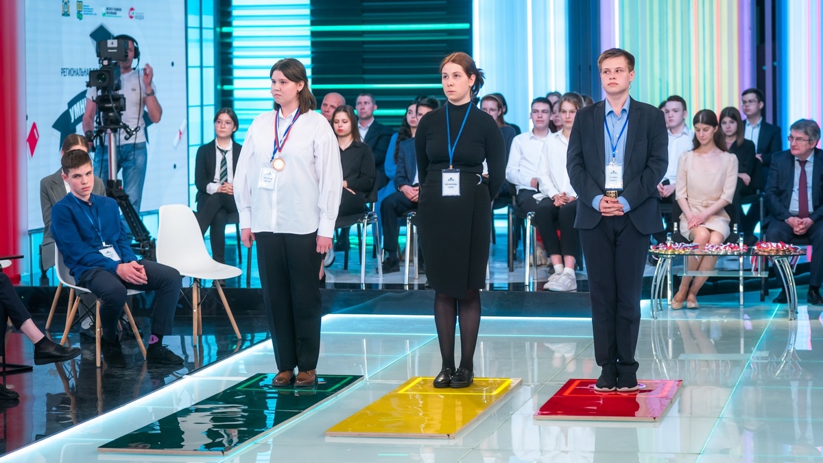    В Ханты-Мансийске пройдёт полуфинал игры «Умники и умницы Югры»