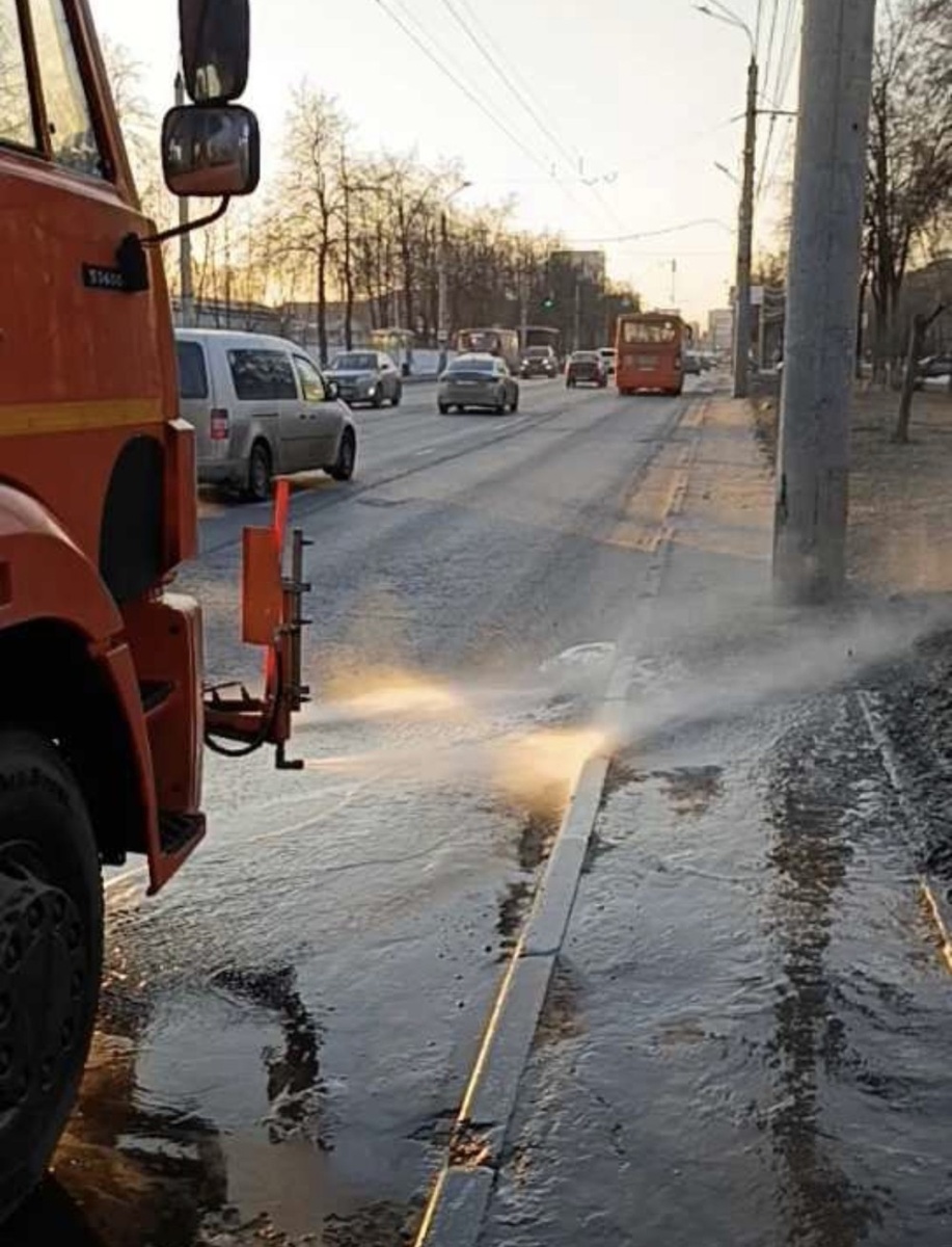    Дороги в Нижнем Новгороде промоют с шампунем после зимы