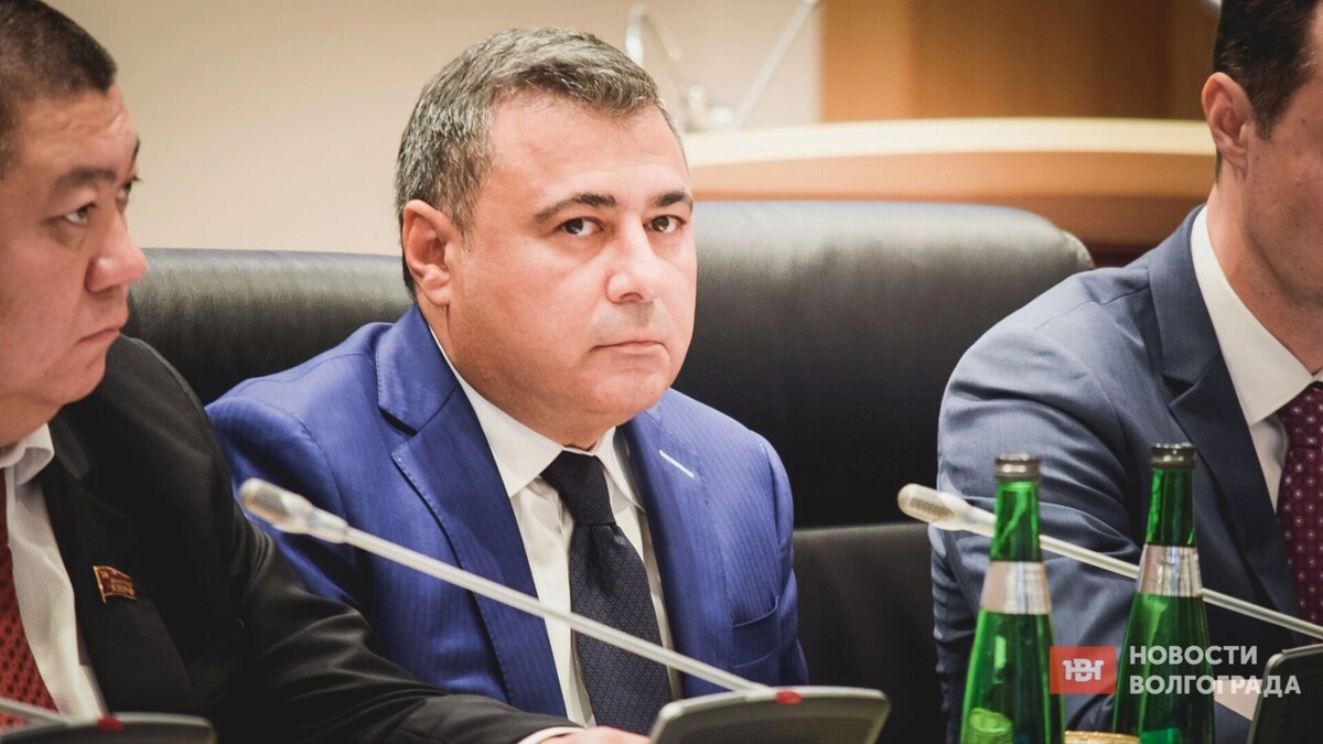    Почему Руслан Шарифов может уйти с должности зампреда волгоградского парламента   novostivolgograda.ru