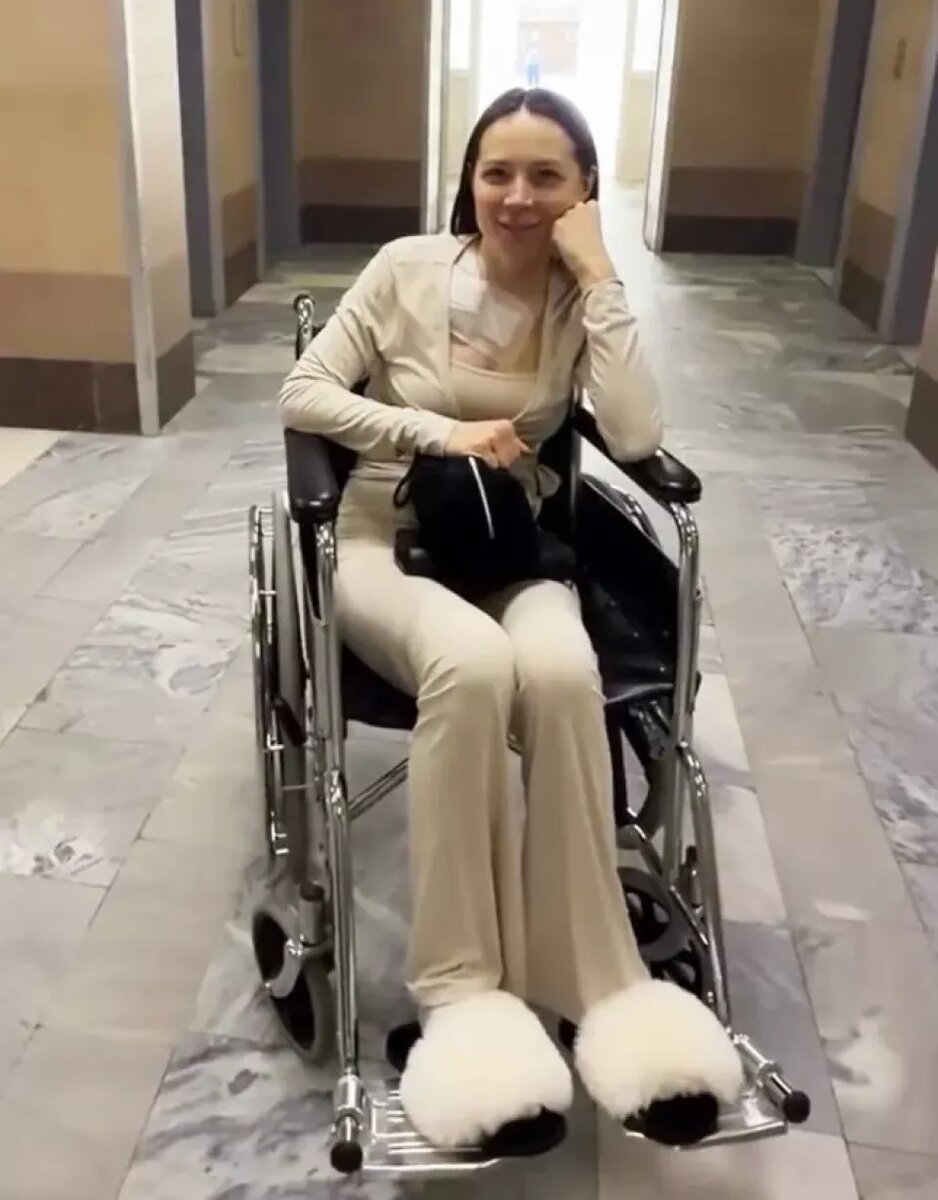    Валерия Чекалина в больнице. Источник: inst/im__lu_ *