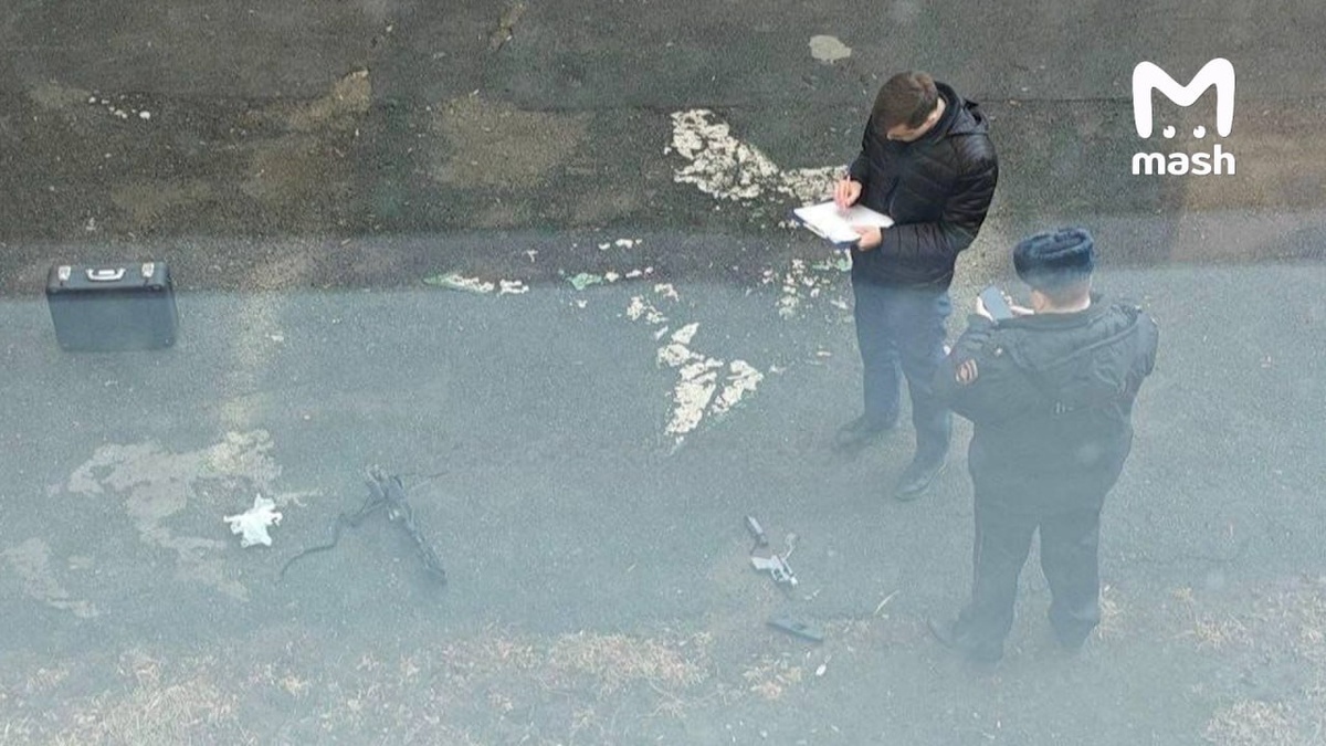    Арбалет был пластиковым, стрелял школьник из сигнального пистолета: Что известно о происшествии в Челябинске?