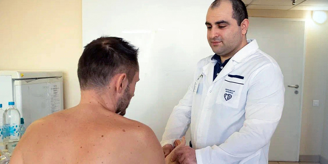 В Склифе спасли мужчину, у которого разорвало желудок