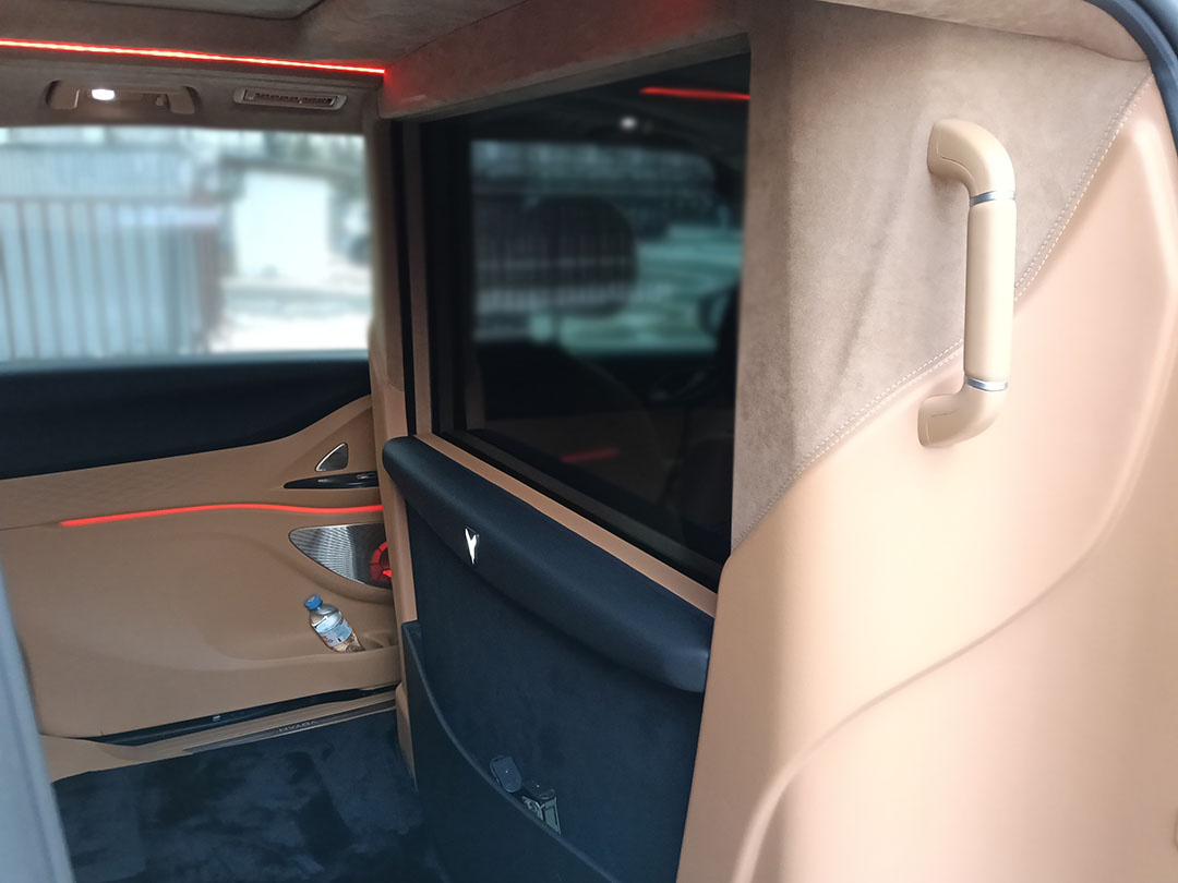 офис на колесах Voyah Dream