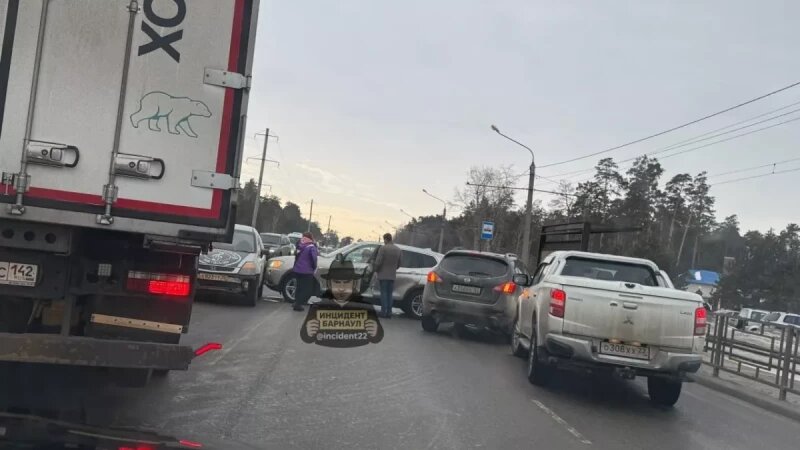     Массовое ДТП на Змеиногорском тракте. «Инцидент Барнаул»
