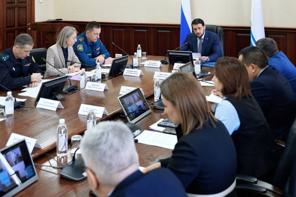    Заседание комиссии по пограничным вопросам. Источник: t.me/asprokopyev