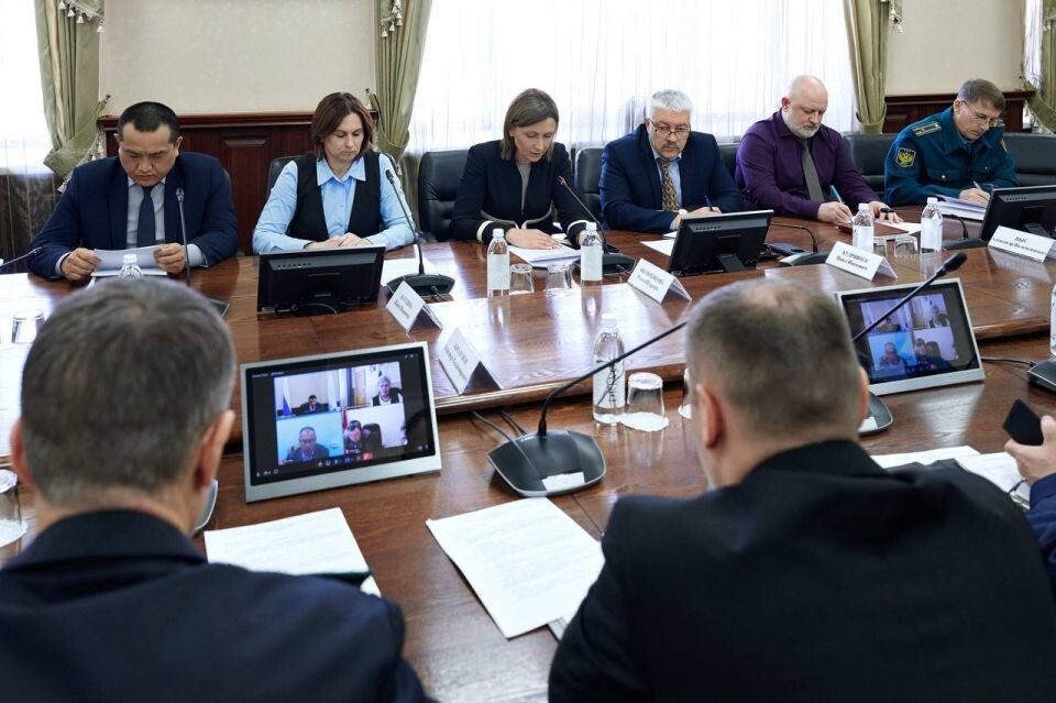    Заседание комиссии по пограничным вопросам. Источник: t.me/asprokopyev