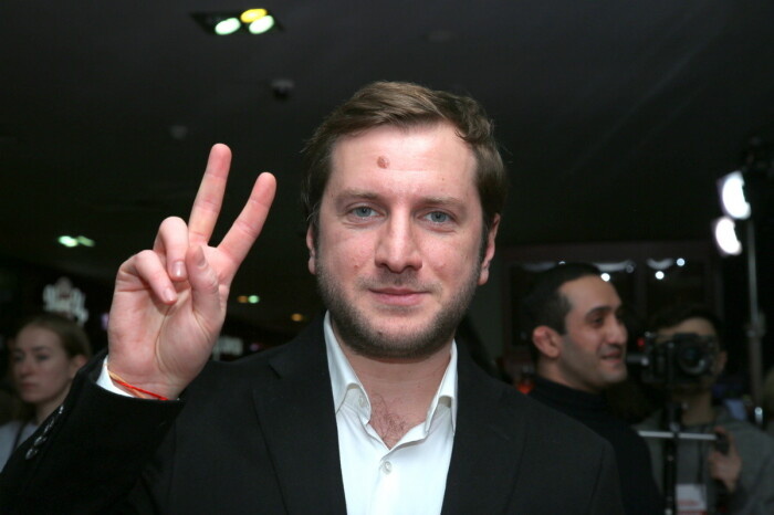    Режиссёр Резо Гигинеишвили – талантливый и обаятельный.