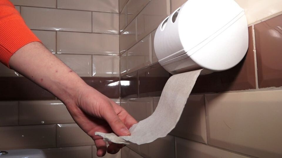    Туалет. Туалетная бумага. Канализация. Источник: Толк