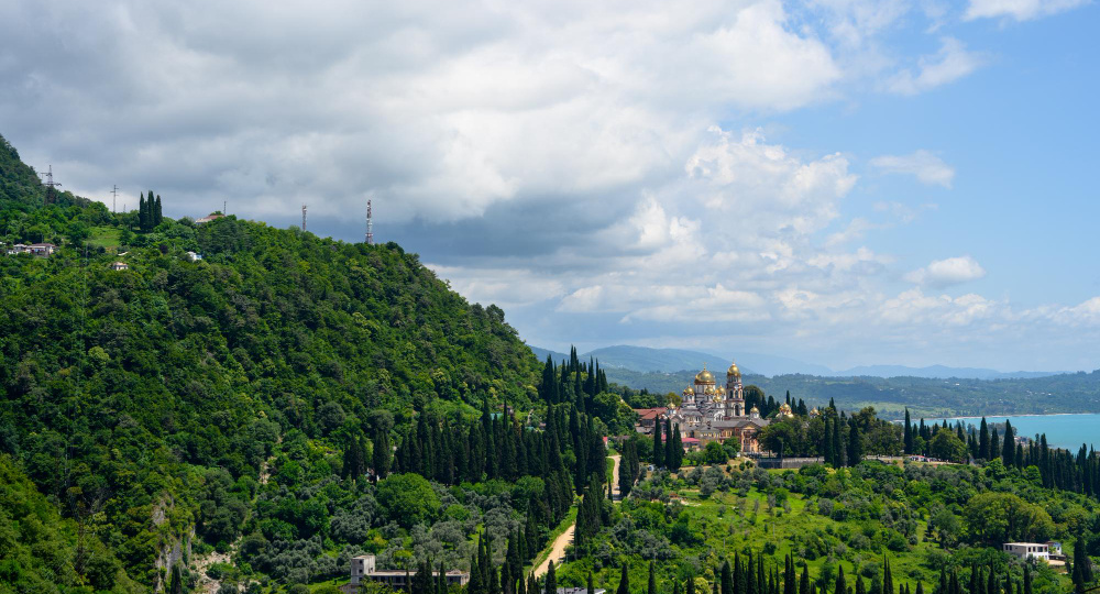 Новый Афон за 1 день: как увидеть главное и не упустить самое интересное