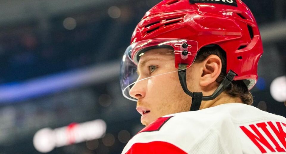    ХК «Каролина Харрикейнз»