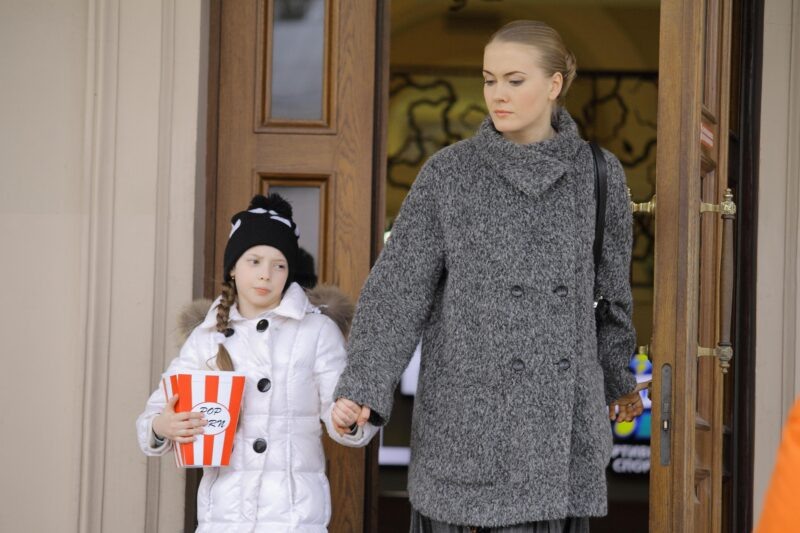    Первые шаги в кино: проект «Погоня за прошлым» стал отправной точкой в карьере Полины