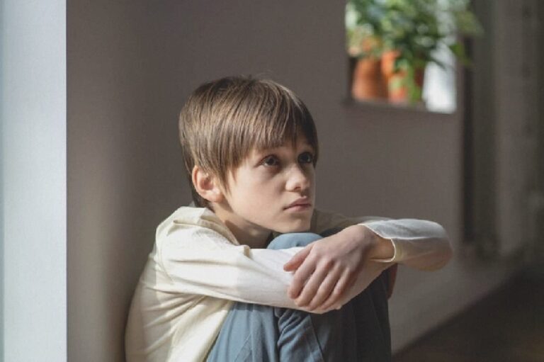    Иллюстрация к материалу: Весенняя рассеянность у ребёнка: почему это происходит и что делать