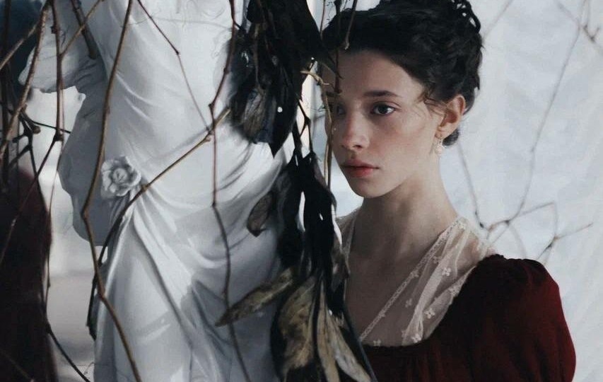 Докатились. Так думают граждане о нынешнем состоянии российского кино. И никакой надежды на улучшение. Правит рубль