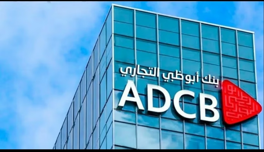 Агентство по регулированию и развитию финансового рынка выдало разрешение Abu Dhabi Commercial Bank PJSC на создание дочернего банка в Казахстане, сообщает Zakon.kz.Агентство по регулированию и развитию финансового рынка выдало разрешение Abu Dhabi Commercial Bank PJSC на создание дочернего банка в Казахстане, сообщает Zakon.kz.Агентство по регулированию и развитию финансового рынка выдало разрешение Abu Dhabi Commercial Bank PJSC на создание дочернего банка в Казахстане, сообщает Zakon.kz. В агентстве 26 марта 2026 года подчеркнули, что открытие нового иностранного банка соответствует поручению главы государства по повышению конкуренции в банковском секторе и является результатом реформы по либерализации банковского законодательства и созданию открытой среды для привлечения надежных иностранных банков в Казахстан."ADCB является одним из крупнейших банков Объединенных Арабских Эмиратов. Основным акционером банка выступает инвестиционная компания Mubadala Investment Company PJSC, полностью принадлежащая правительству Абу-Даби, что обеспечивает высокий уровень институциональной поддержки и надежности", – сообщили в агентстве.