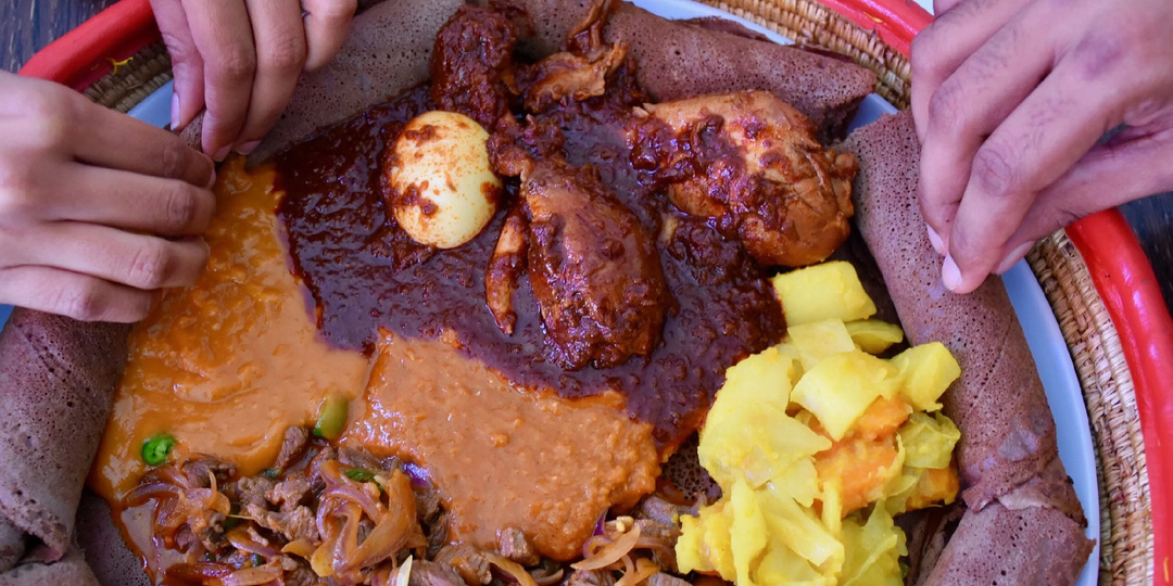 «Что там у них на обед? Самые странные деликатесы мира глазами русского туриста» 🧑‍🍳🌍