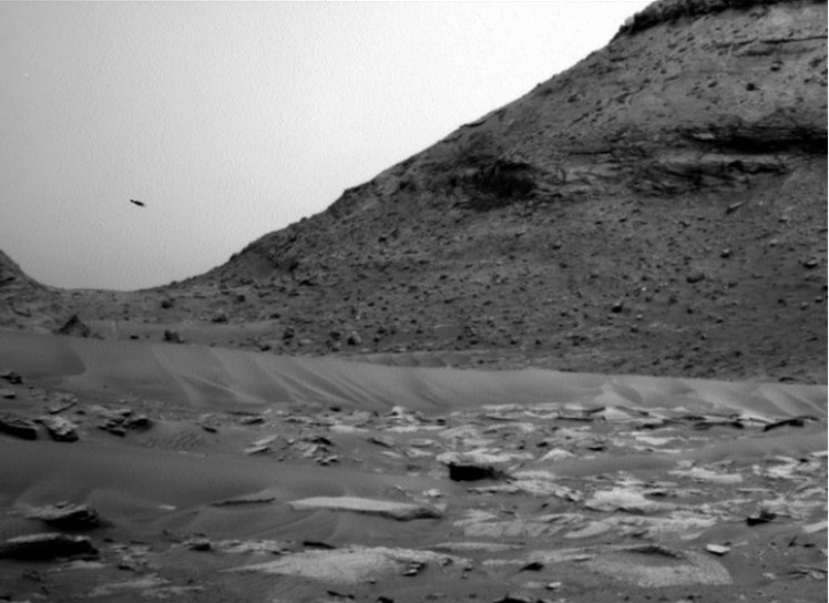 Фото: NASA. 5 октября 2022 г., в небе есть НЛО