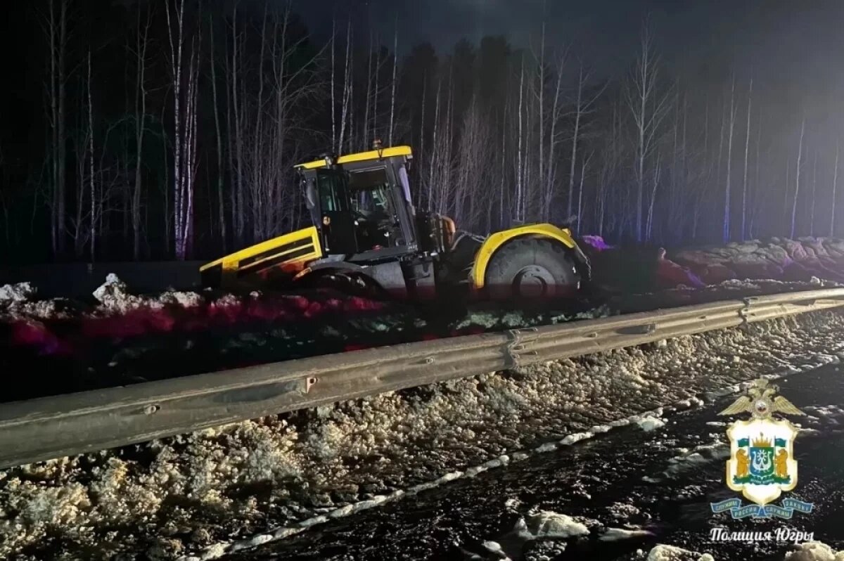    В Югре водитель погиб в горящей машине после столкновения с трактором