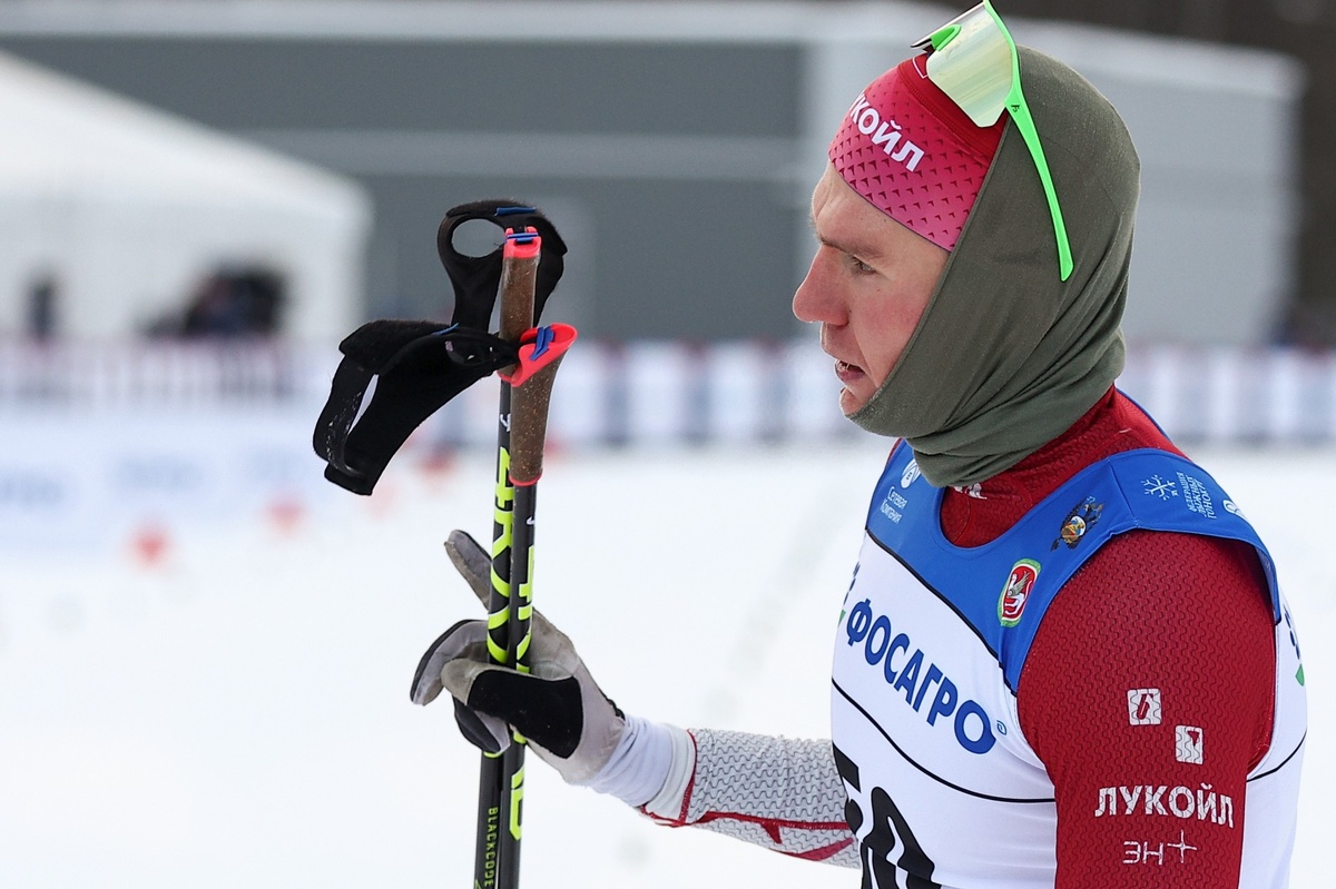 Александр Большунов