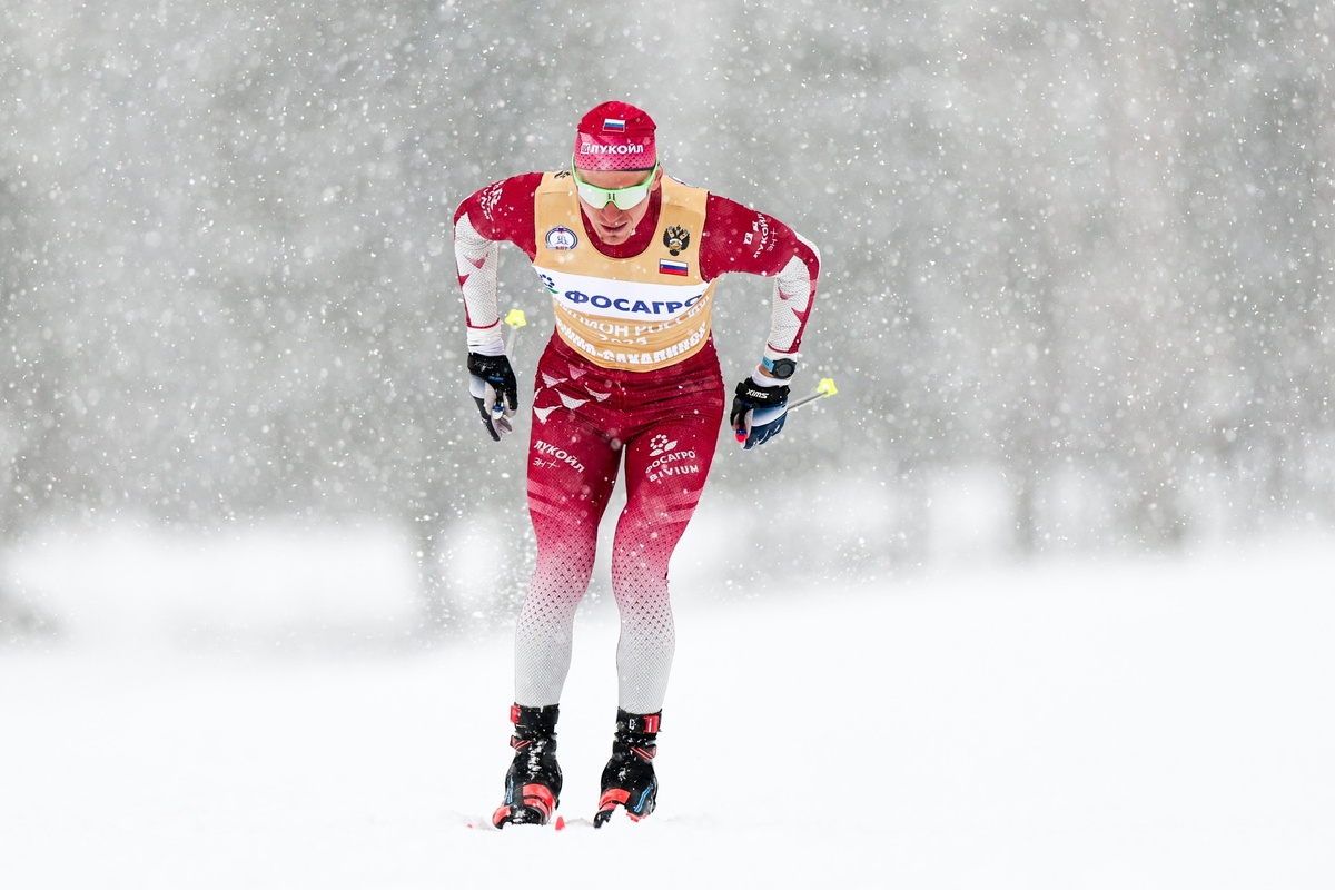 Александр Большунов