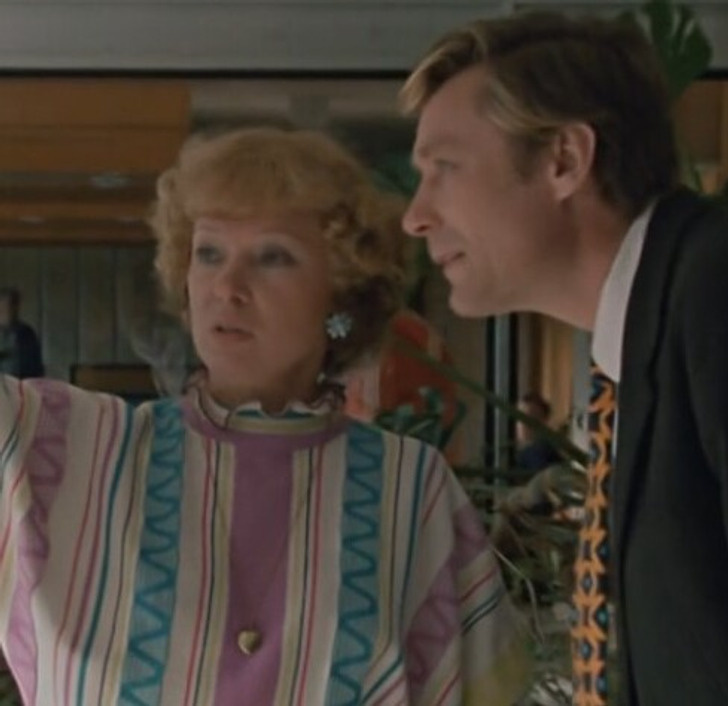 © Любовь и голуби / Мосфильм