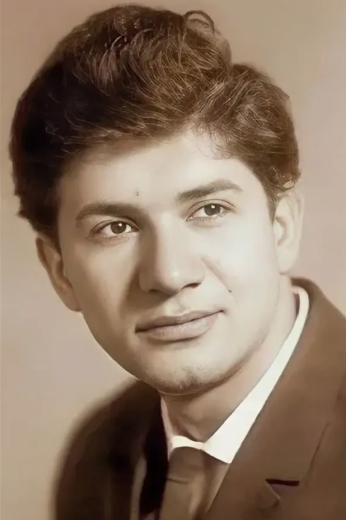 Фото: Борис Кумаритов в молодости 