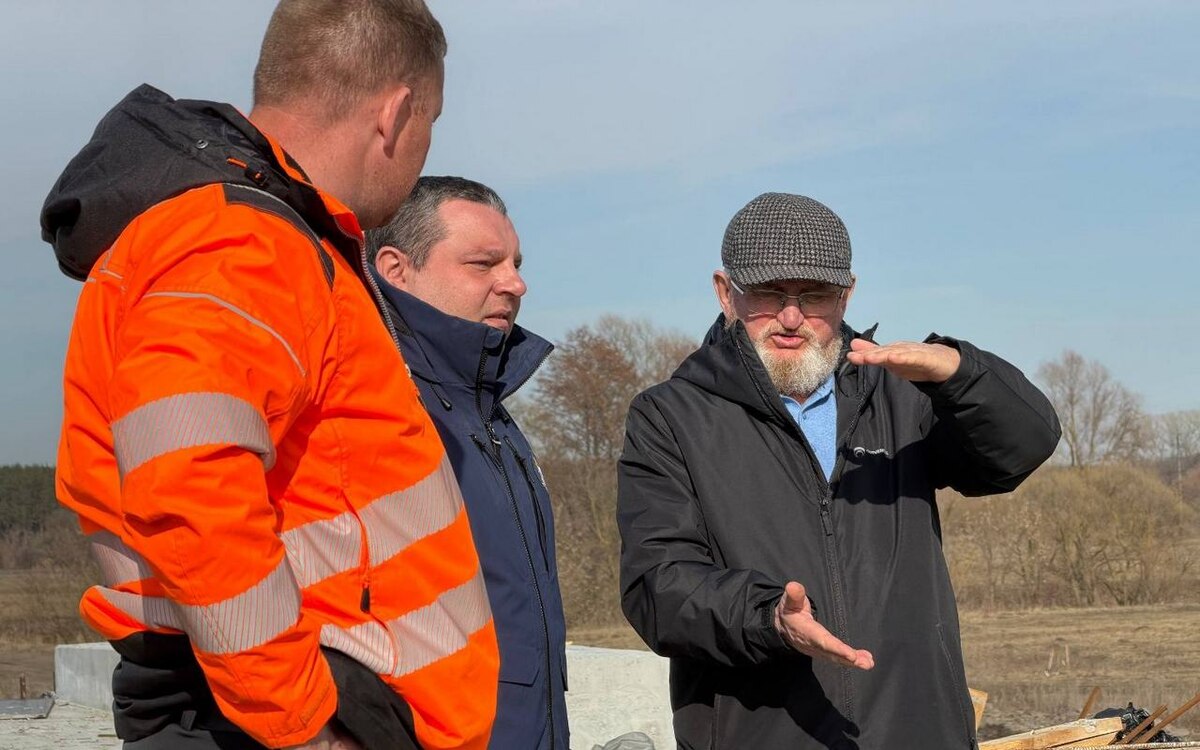    Проспект Булатова в Курске вышел на самый трудоемкий этап строительства моста Фото – телеграм-канал «Александр Замараев»