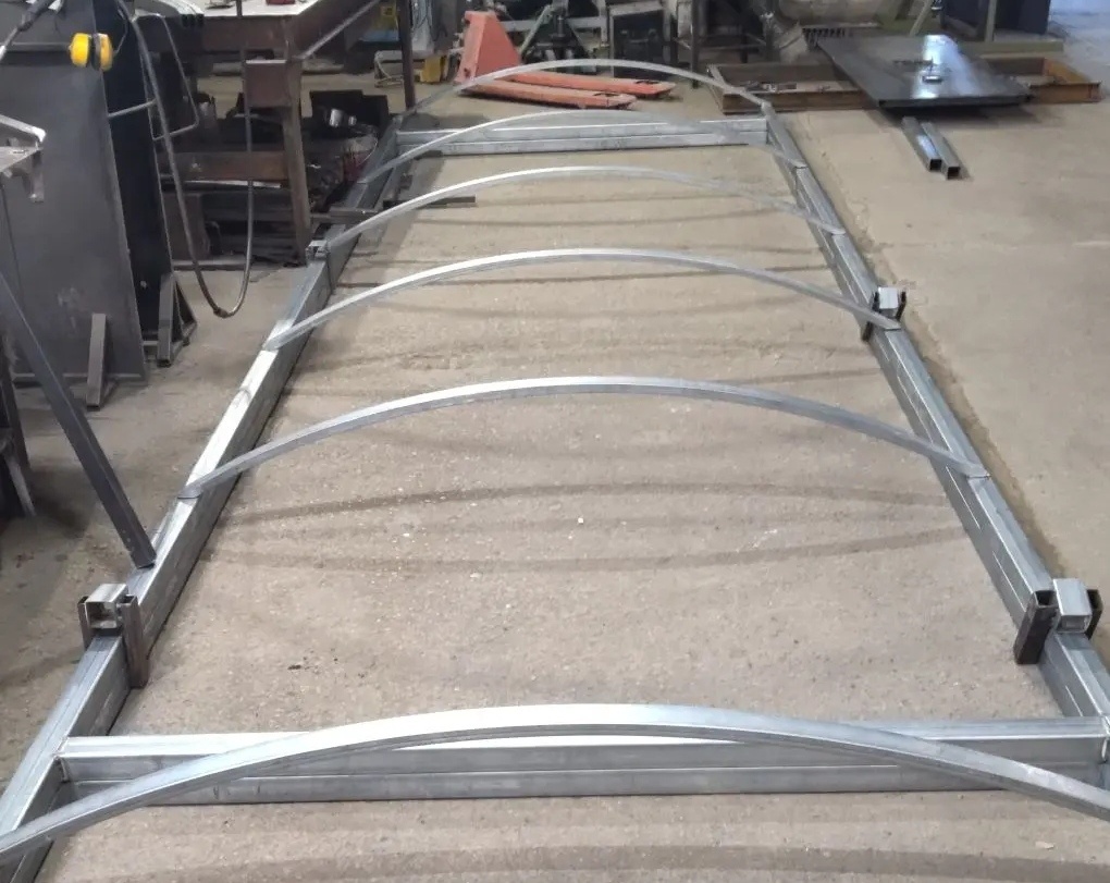    Карельские заключенные изготовят 12 новых остановок для Петрозаводска© Инна Колыхматова