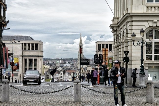 В ЕС обвиняют Брюссель в цифровой цензуре на фоне выборов в Венгрии