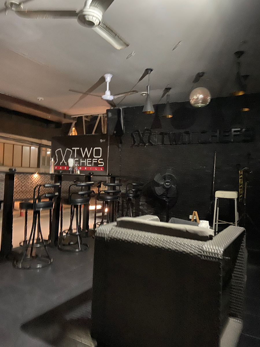 Рано утром жду трансфер на экскурсию. 