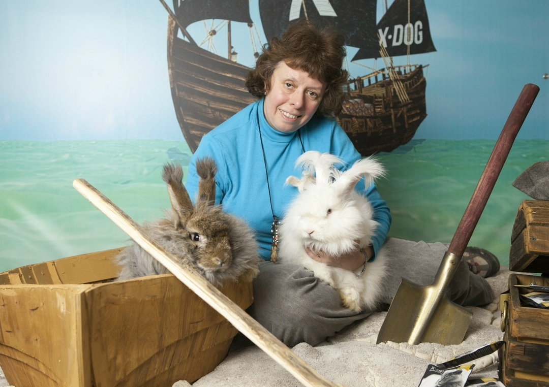 На выставке с кроликами