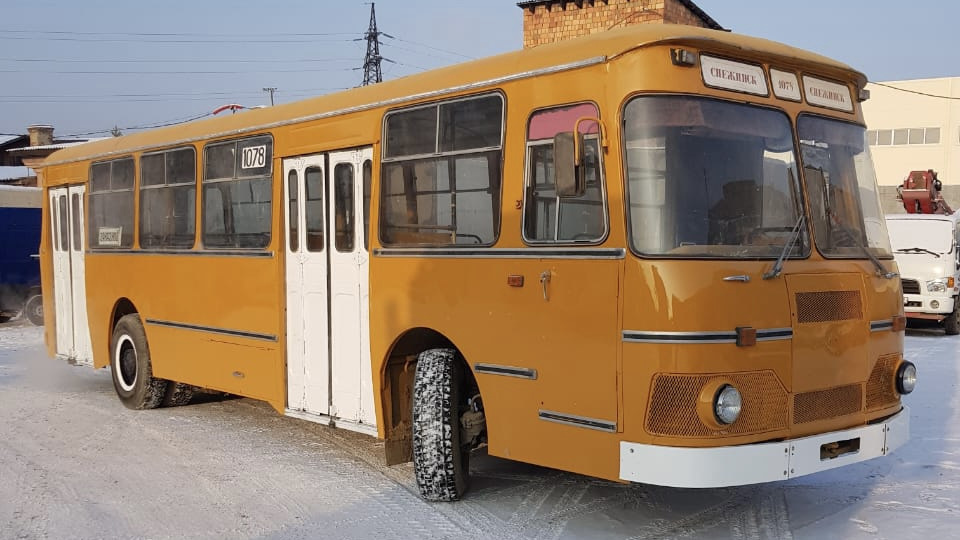 Автобус ЛиАЗ - 677. Картинка взята из Яндекс картинки.