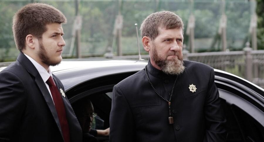 Адам Кадыров выступил на совещании в погонах майора