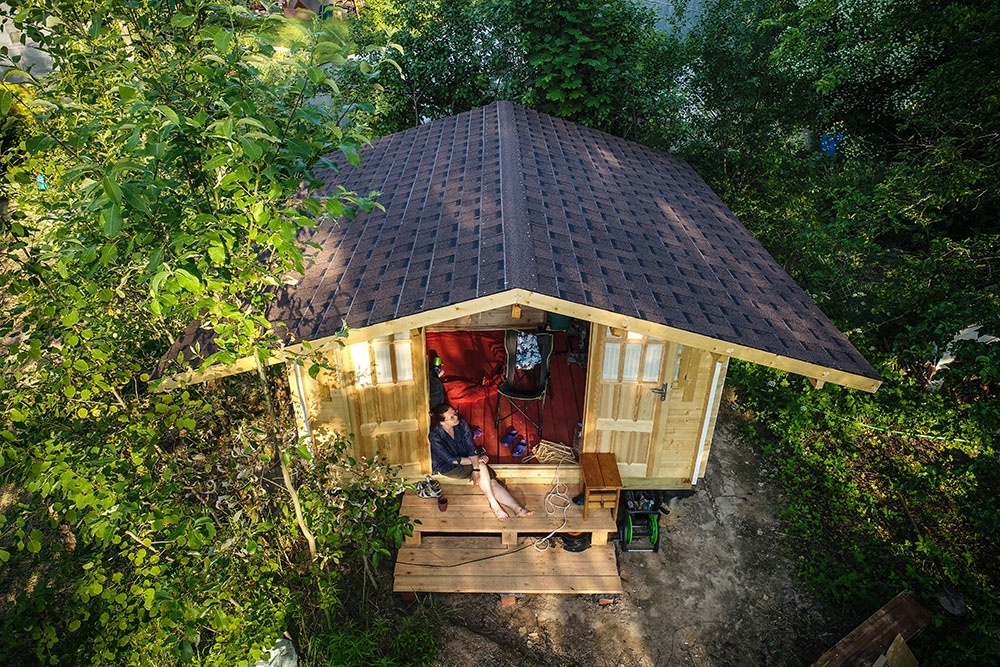    Отдельного налога на недвижимость нет. Зарегистрированные в ЕГРН постройки входят в налог на имущество физлиц. / Фото: Алексей Куденко/РИА Новости