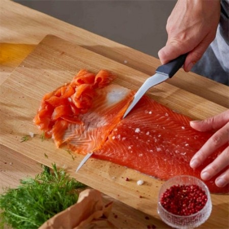 Фото с сайта https://fiskars-discount.com.ua/ru/nozh-filejjnyjj-fiskars-hard-edge-22-sm-1054946/912