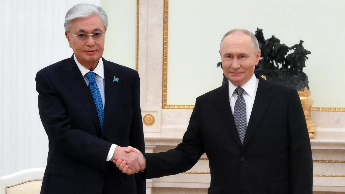 Касым-Жомарт Токаев и Владимир Путин, архивное фото © Sputnik / Григорий Сысоев