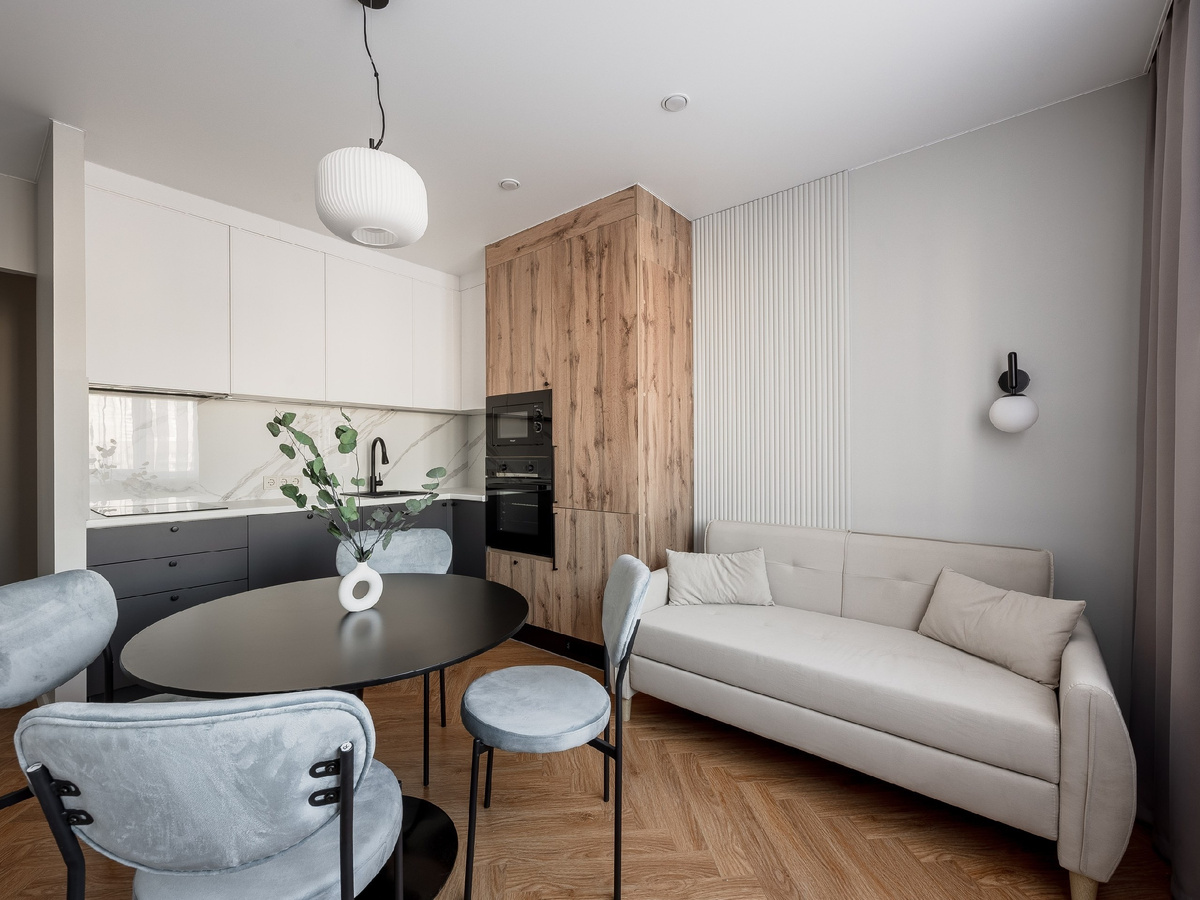 Листайте карусель