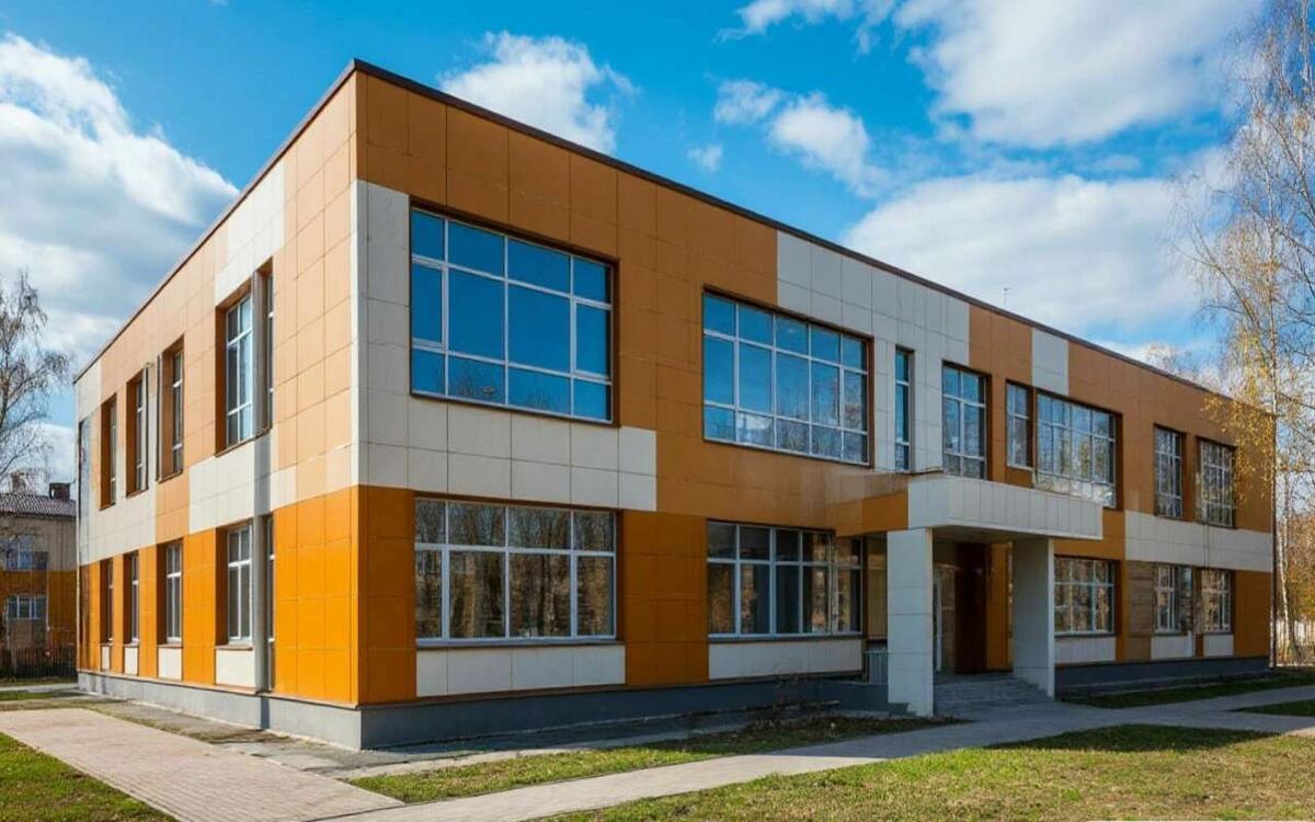    Воронежские школы хотят обязать делиться внебюджетными доходами с мэрией Иллюстрация: нейросеть «Шедеврум»