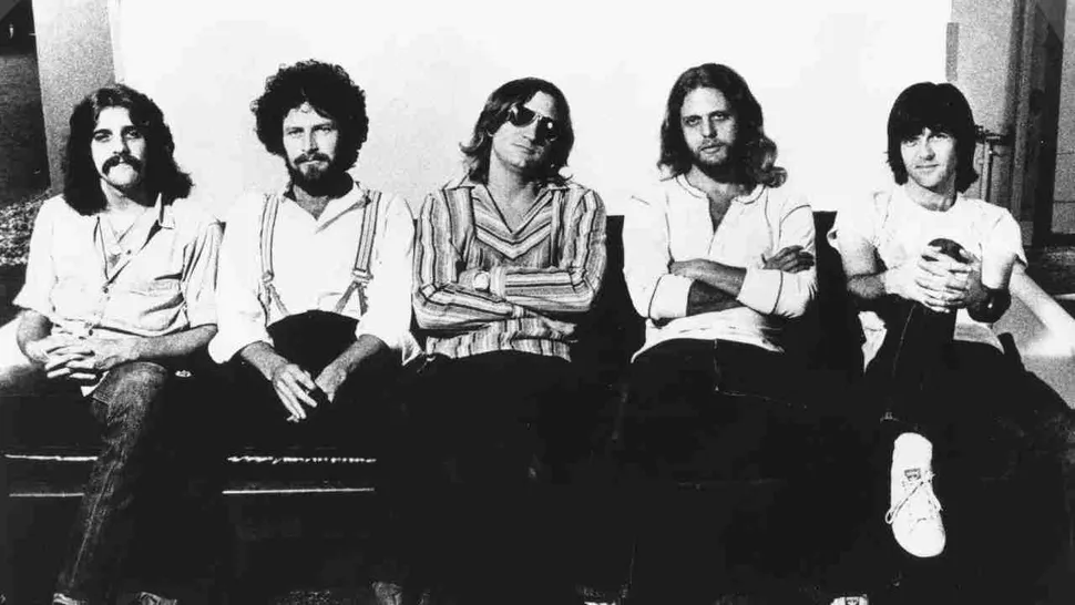 Eagles в 1976 году: (слева направо) Гленн Фрей, Дон Хенли, Джо Уолш, Дон Фелдер и Рэнди Мейснер (Фото предоставлено архивом Майкла Окса/Getty Images)