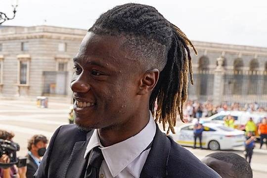 Из-за врачей «Реала» пострадал не только Мбаппе, но и Камавинга