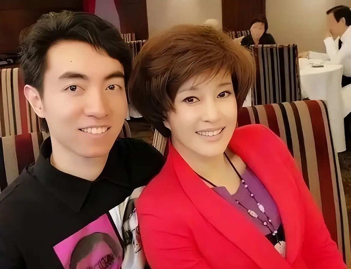    Актриса с племянником