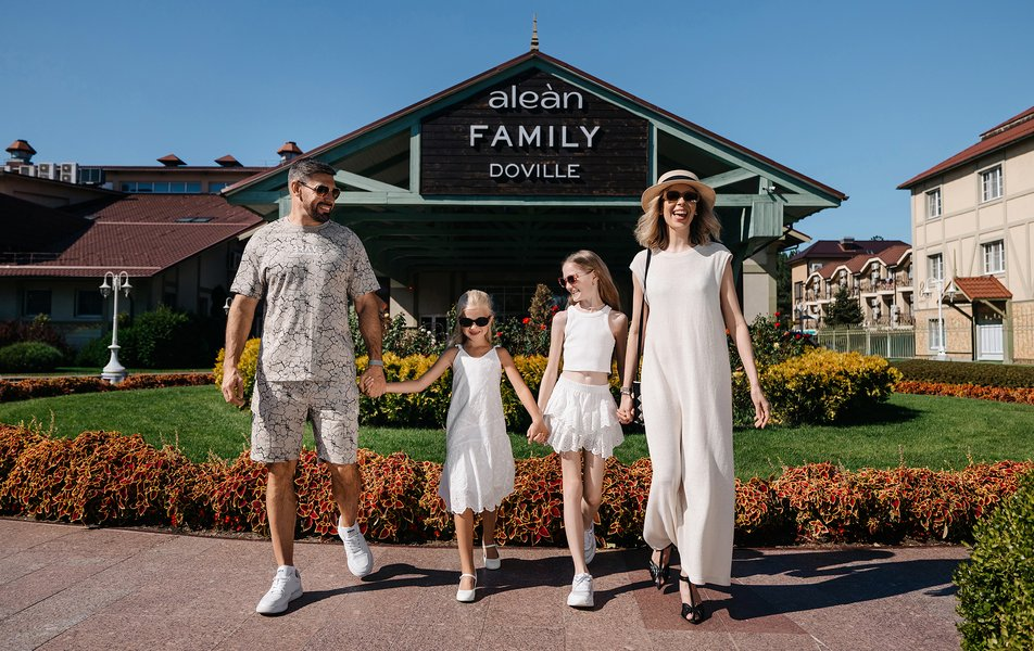 Фото отеля «Алеан Фэмили Довиль» 5*, Анапа