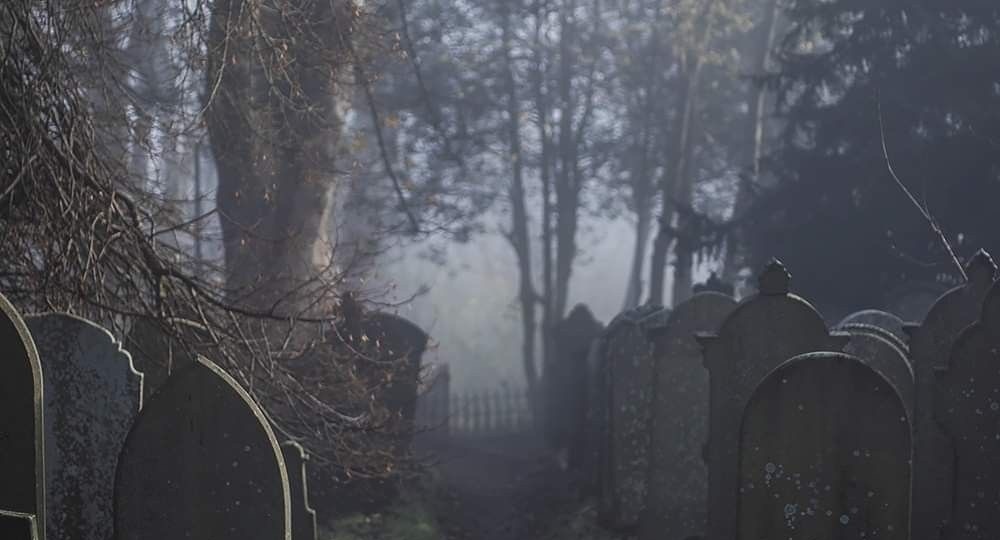 🌑 Поменяться долей: Жуткий ритуал «Мертвой руки»