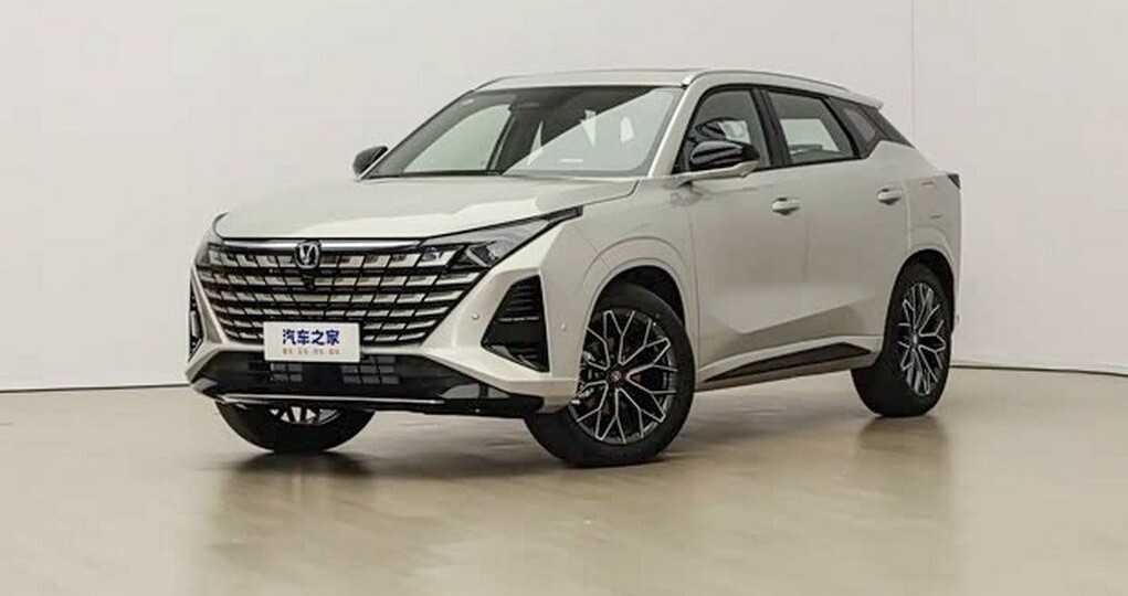 Changan UNI-Z-2026: кроссовер обновился, но цена осталась прежней