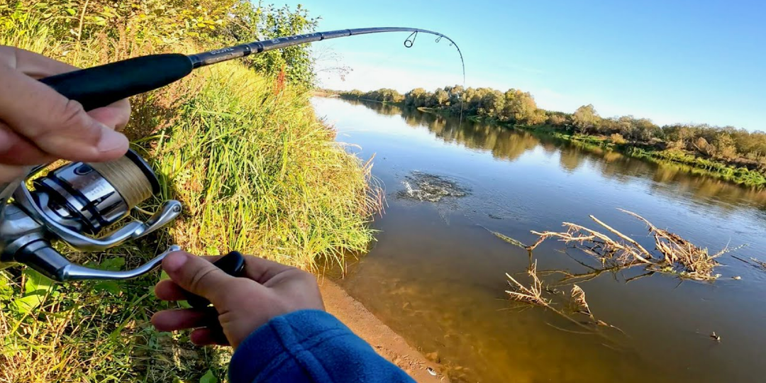 Хватит кидать деньги на ветер — 3 ошибки при покупке спиннинга, которые превратят рыбалку в мучение, и как их не допустить