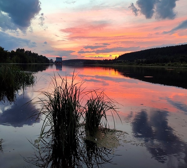 Дом на воде в Свердловской области: таинственная достопримечательность в селе Новопышминское
