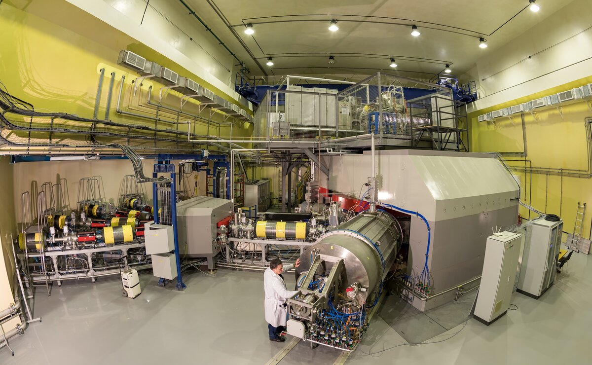     Циклотрон ДЦ-280