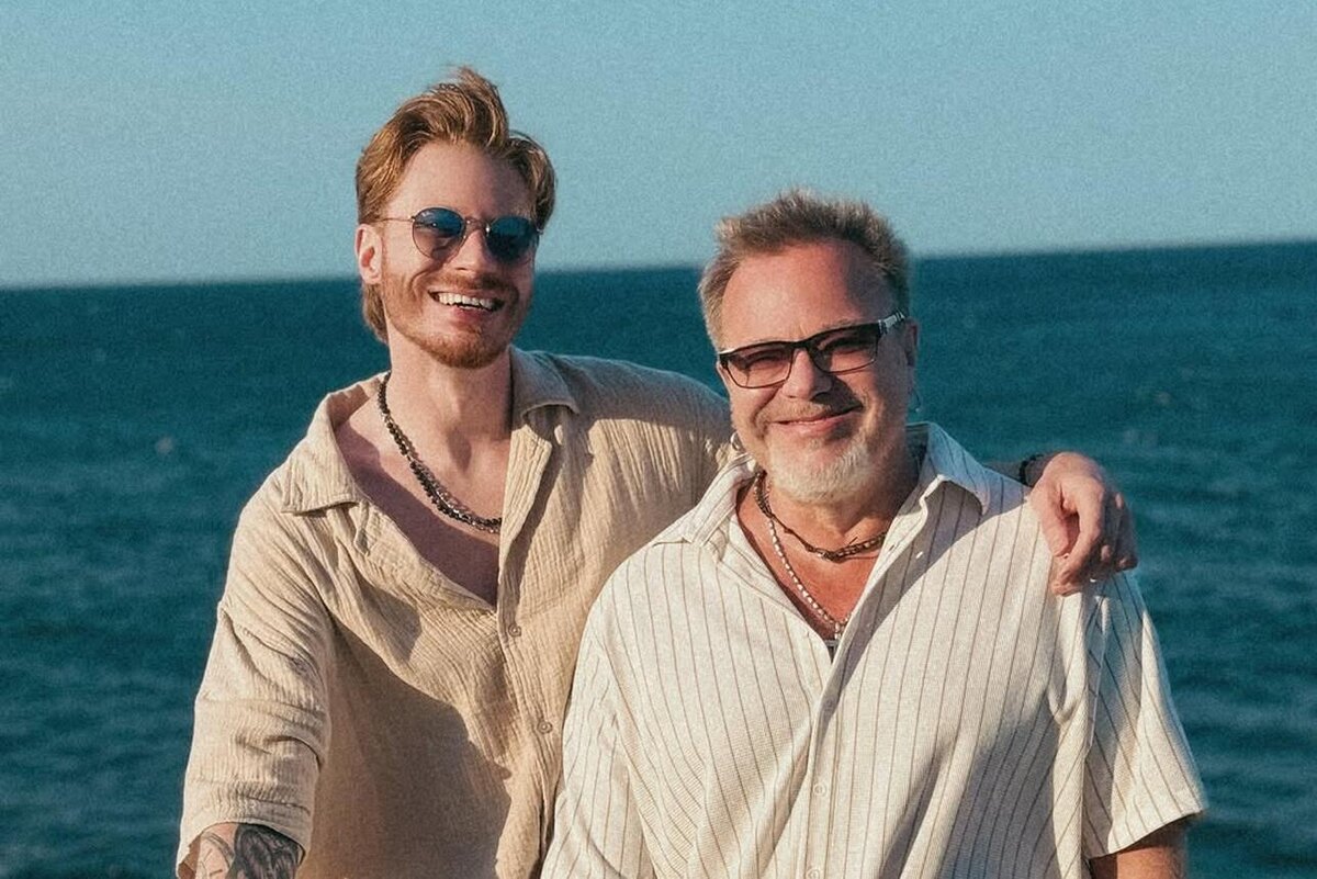    Владимир Пресняков с сыном Никитой Социальные сети