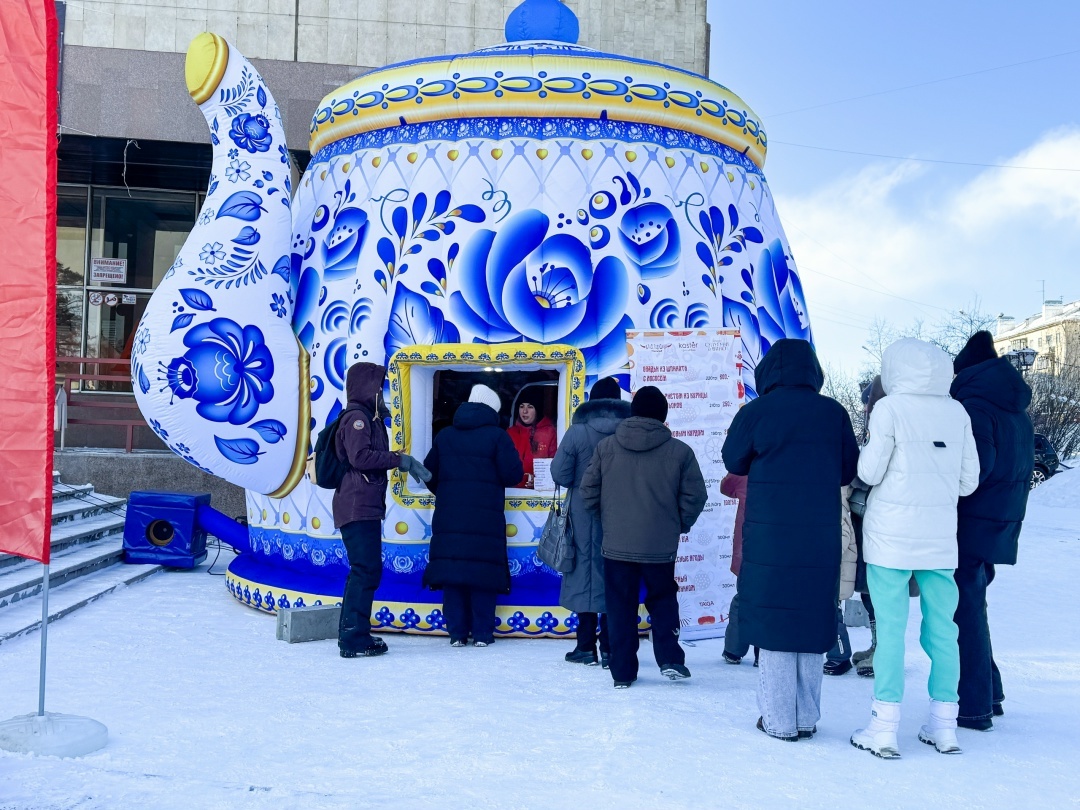 Надувная резиденция в парке