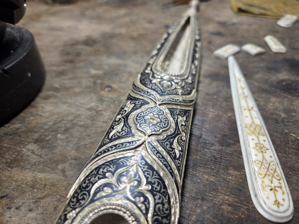 Ювелирное искусство в крови у Дауда Куртаева