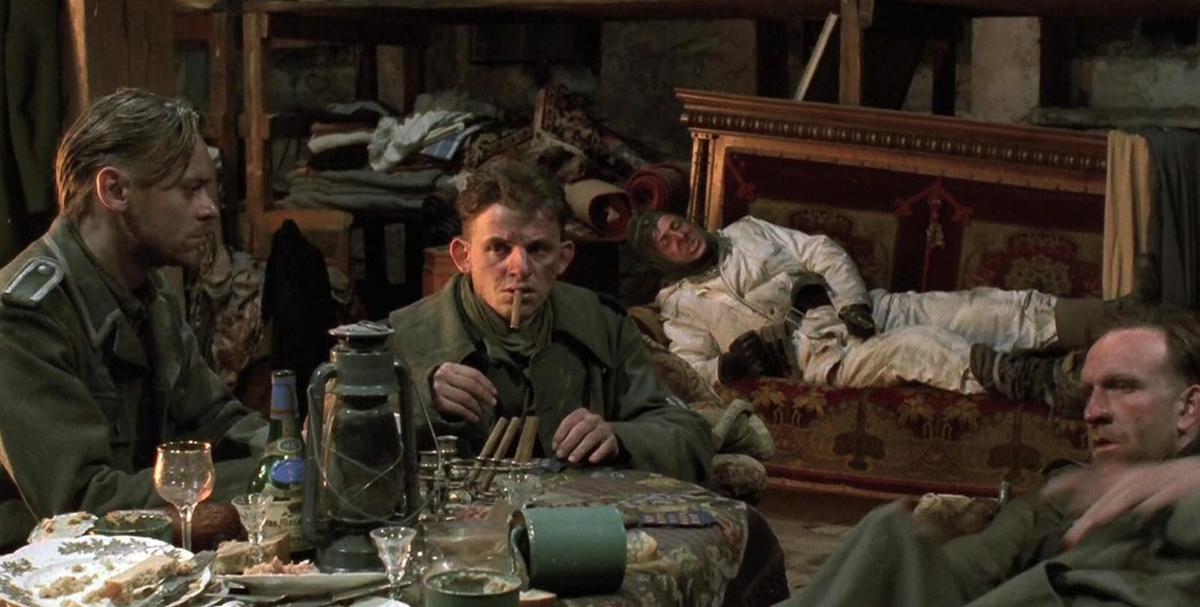 Ближе к концу фильма. Добрались до запасов гауптмана...